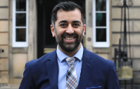 Humza Yousaf.  Hawlfraint: Scottish Government