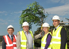 Professor Wayne Powell, Director of IBERS, and Vice-Chancellor Professor April McMahon at the topping out ceremony.