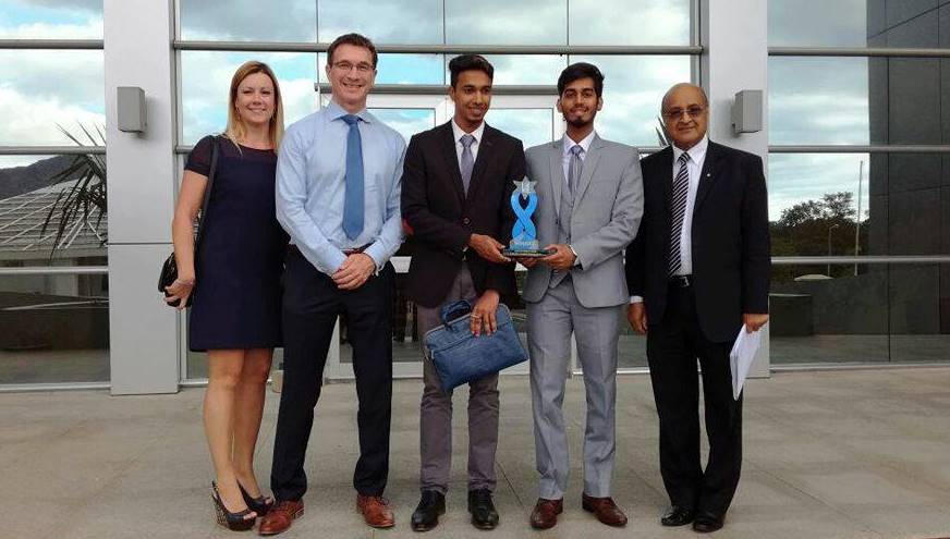 Left to right: Dr Natalie Roberts Quality Assurance and Enhancement Manager at Aberystwyth University (AU) Mauritius Branch Campus, Dr David Poyton, Dean of AU Mauritius Branch Campus, with the victorious students Khalil Beebeejaun and Dooshan Paddia, and Professor Ved Prukash Torul, Lecturer in Law at AU Mauritius Branch Campus
