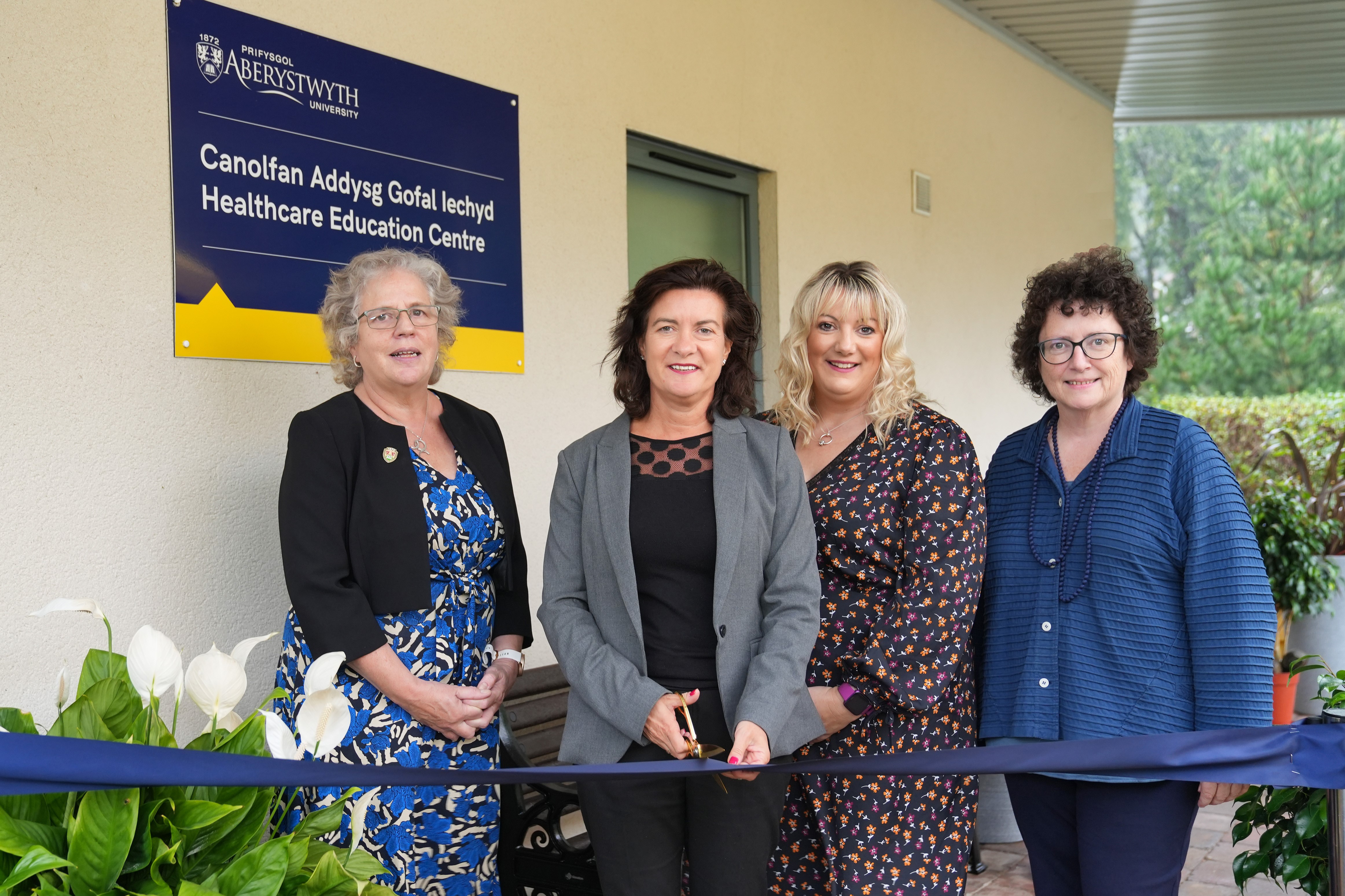 Health Minister Eluned Morgan MS, Principal in Healthcare Education Amanda Jones, and Elin Jones MS opening the Healthcare Education Centre in September 2022.