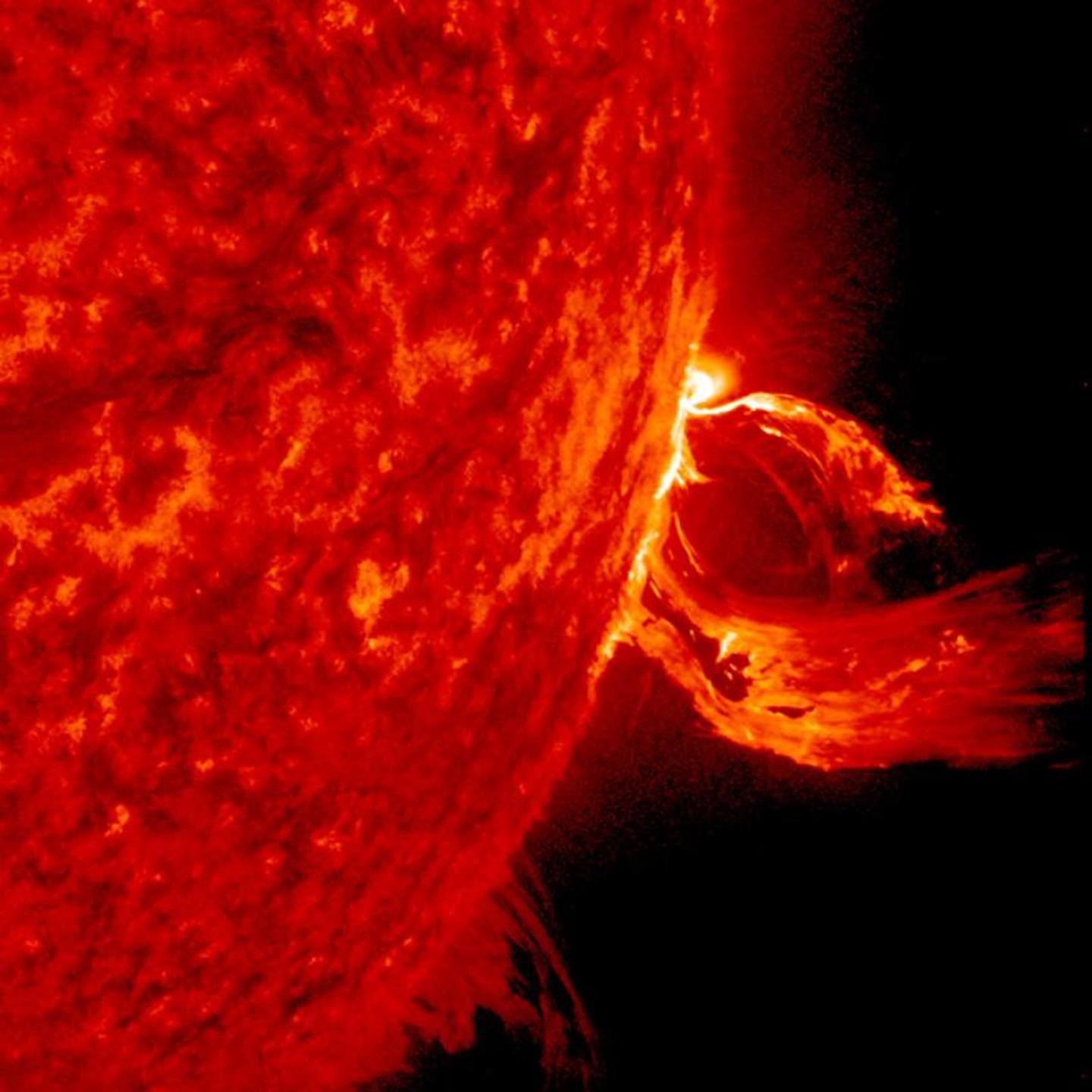 A coronal mass ejection is seen erupting from the Sun in 2015. Credit: NASA Goddard Flight Center.